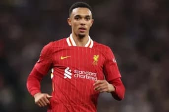 Petit Encourages Alexander-Arnold to Stay at Liverpool