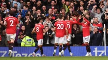 United Triumph 3-0 in Van Nistelrooy's Final Match