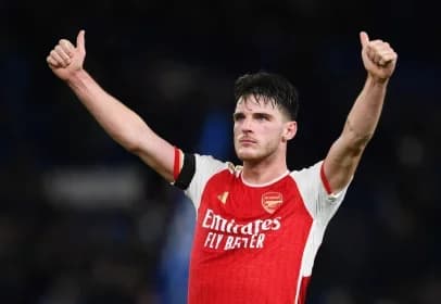 Liverpool's Comebacks Challenge Arsenal's Title Aspirations